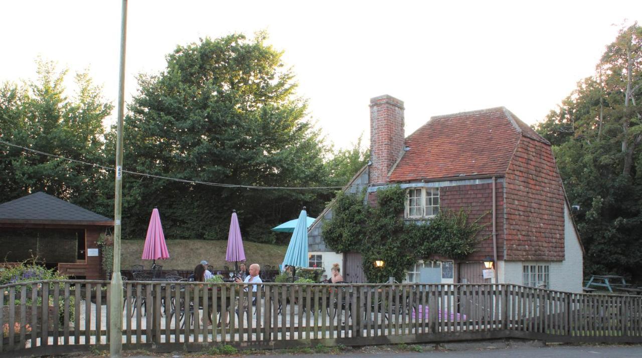 Monkey Brewhouse Hotell Lymington Exteriör bild