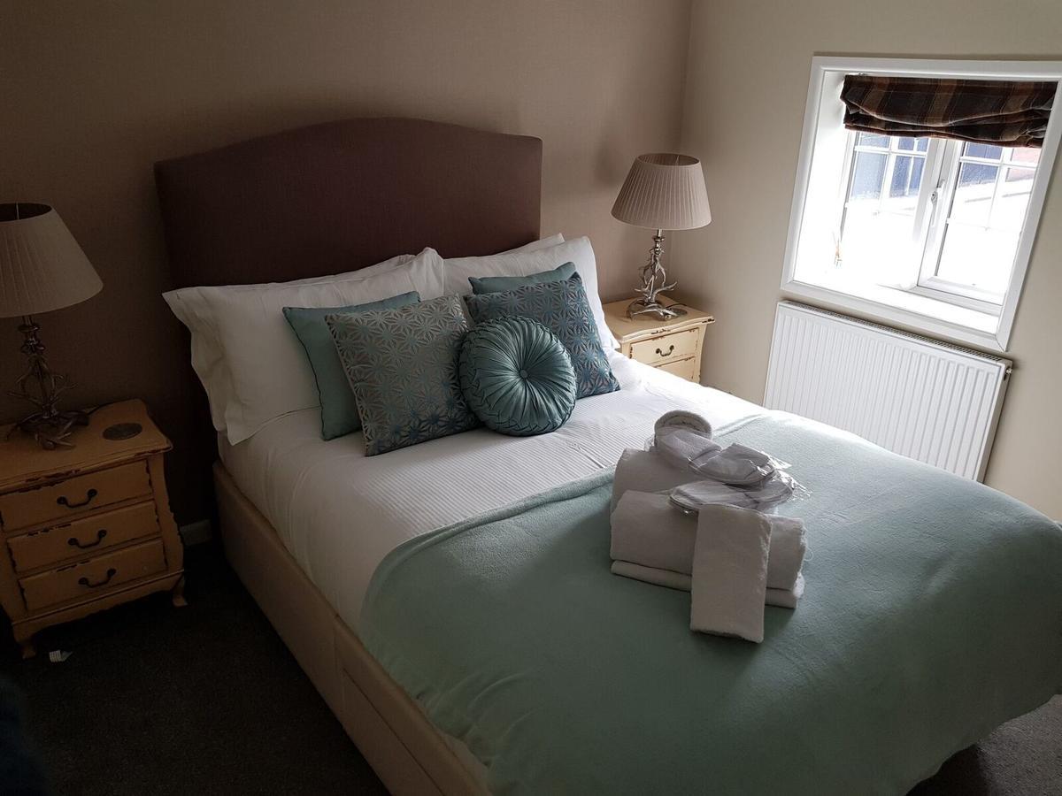 Monkey Brewhouse Hotell Lymington Exteriör bild